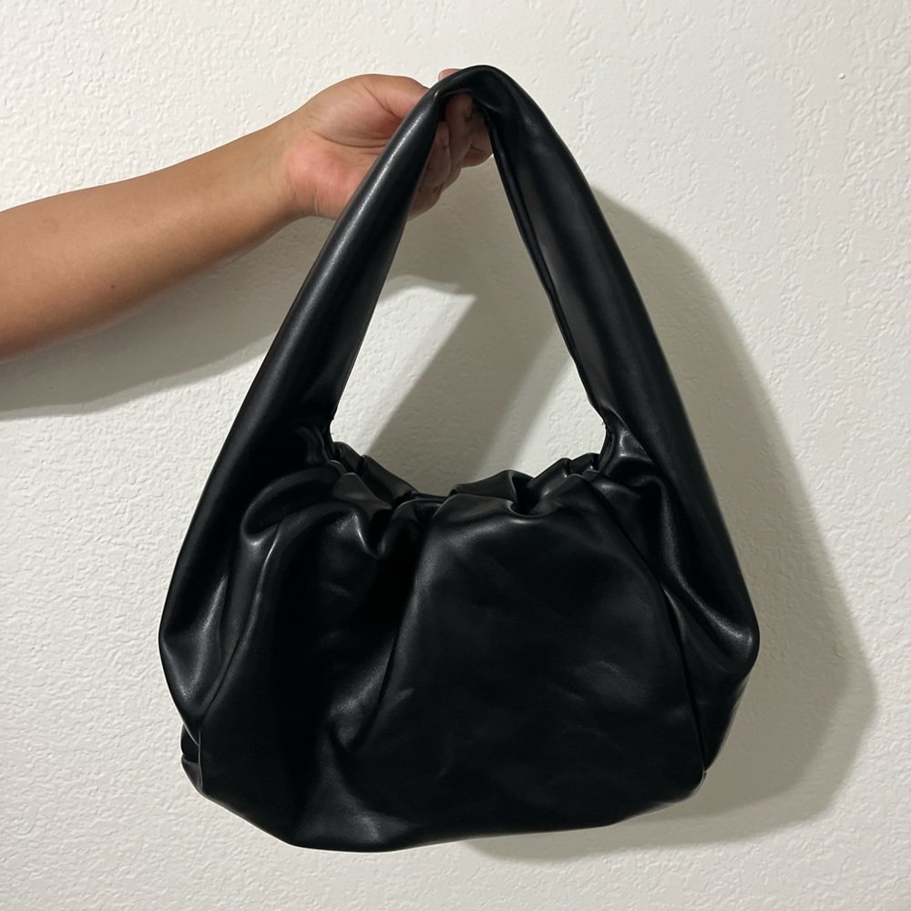 Black Women's Shoulder Bag